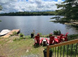 Davi's Lake House、Torranceのホテル