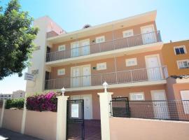 Naika Studios & Apartments、パルマノヴァのホテル