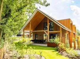 Veluwe Villa met Binnenzwembad & Wellness - 12 personen