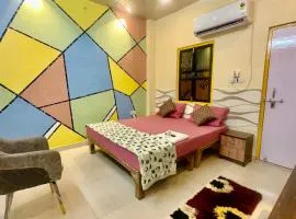 Aadhish Homestay - A COZY ROOM !!