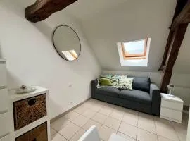 Le Tiny- Parking gratuit- Boulangerie