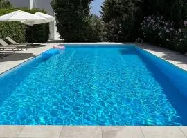 Villa en zona Playa D'en Bossa con gran piscina