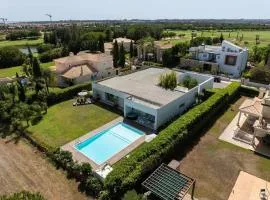 Laguna 25 House - Privat Pool & Games Room & Gym & Jacuzzi