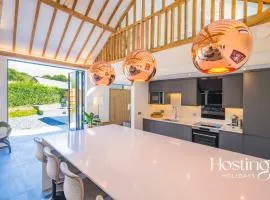 Honeybee Barn - Stunning 4-Bed Rural Paradise