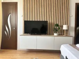 Parliament House by Darius Residence