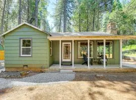 Walk to Winery Cozy Cabin with Fire Pit in Murphys