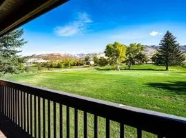 Welcoming Wolf Getaway