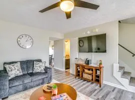 Inviting Bowling Green Escape with Smart TVs!