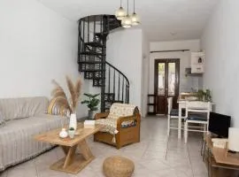 Seafront & Sunsets Sigri House