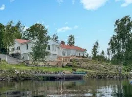 Stunning Home In Färgelanda