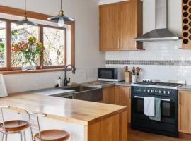 600m to CBD - Riverfront Home, hotel u kojem su ljubimci dozvoljeni u gradu 'Gisborne'