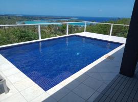 La Brise De Mer - 4 Bed Pool Stunning Views, hotel em Port Vila