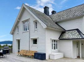 9 person holiday home in Åram, hotel a Sandvik