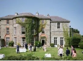 Sonas Mount Trenchard