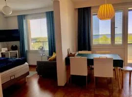 Two bedroom apartment Best view to the sea Glassed Balcony FREE PRIVATE PARKING