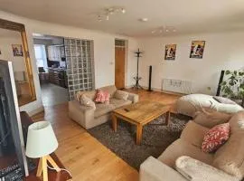 Spacious 3-Bedroom Apartment in Vibrant Dublin 8