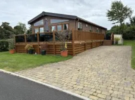 Edinburgh Lodge-Sleeps 6-Pet Friendly-Beach&Views