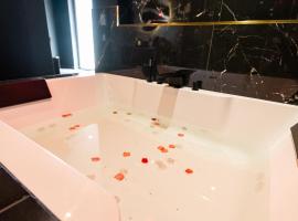 Suite D&S Luxury Room, luksushotel i Firminy