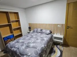 Studio bien équipé