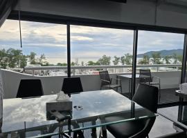 PATONG TOWER 3 BEDROOMs, hotel em Praia de Patong