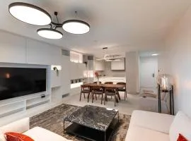 Henry's Appt with a private Suite 415 - Shared kitchen