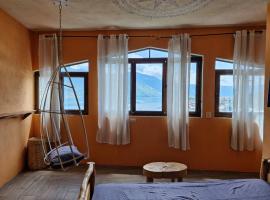 El Viajero Rooms, apartment in San Pedro La Laguna