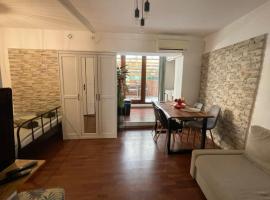 Apartma Ella，位于科佩尔的酒店