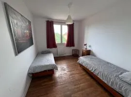Spacieux appartement dans Villa