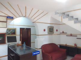 Union hotel, hotel v destinaci Shkodër