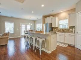 Home Sweet Home in Charleston! 3BR full amenities