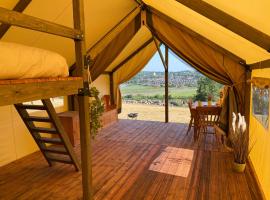 Usk View Glamping Caerleon, Zelt-Lodge in Newport