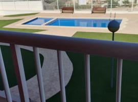 El pis de Xanxa, hotel v destinaci Sant Jaume d'Enveja