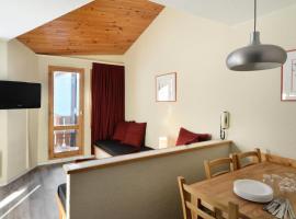 Résidence Callisto - Appartement agréable ·Accès direct aux pistes · Vue Pistes MAE-3772, Hotel in Mâcot La Plagne