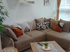 Cozy Chic Appart, ξενοδοχείο σε Eaubonne