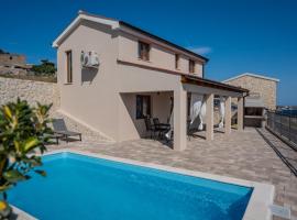 Villa Kamia with private heated pool and electric vehicle adapter, hotel v destinaci Zubovići