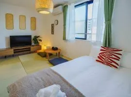 QH302, Newly renovated hotel, direct access to Ueno, Asakusa, Disneyland, Airport