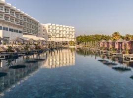 Cali Resort & Spa Designed For Adults by Louis Hotels, hotel v destinaci Paphos City