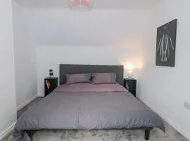 Tranquil Clyffe Cottage