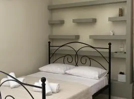 Effie's Rooms