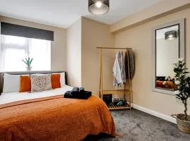 Luxury apartment 8 minutes from Heathrow