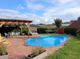 Ferienhaus zum Gl&uuml;ck, mit Pool und Kamin