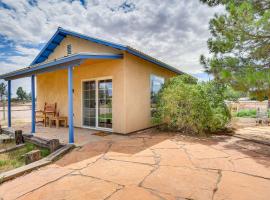 Las Cruces Studio about 3 Mi to NMSU!, hotel i Las Cruces