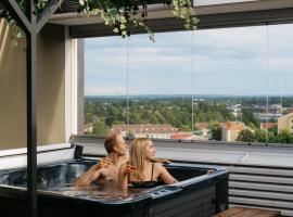 Prime Penthouse Central - jacuzzi and sauna, hotel s vířivkou v destinaci Pori