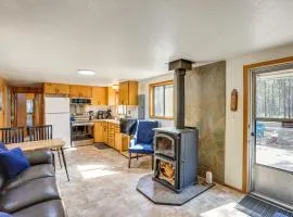 1 Mi to State Park Peaceful La Pine Cabin with Deck