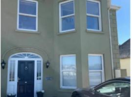 Docharna Lodge, hotel v destinaci Kilkee