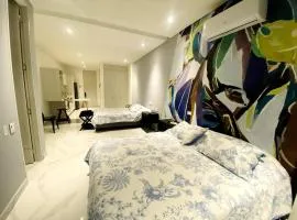 Espectacular apto Loft NUEVO- Frente al Hilton Pozos Colorados