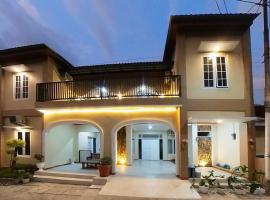 Pomah Guesthouse, hotel v destinaci Jatingaleh