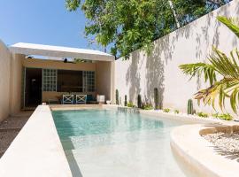 Casa Elena villa privée avec piscine, Hotel in Valladolid