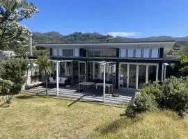 Medlands Beach House