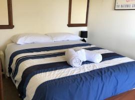 Yarrabin Retreat A Frame House, hotel en OʼConnell